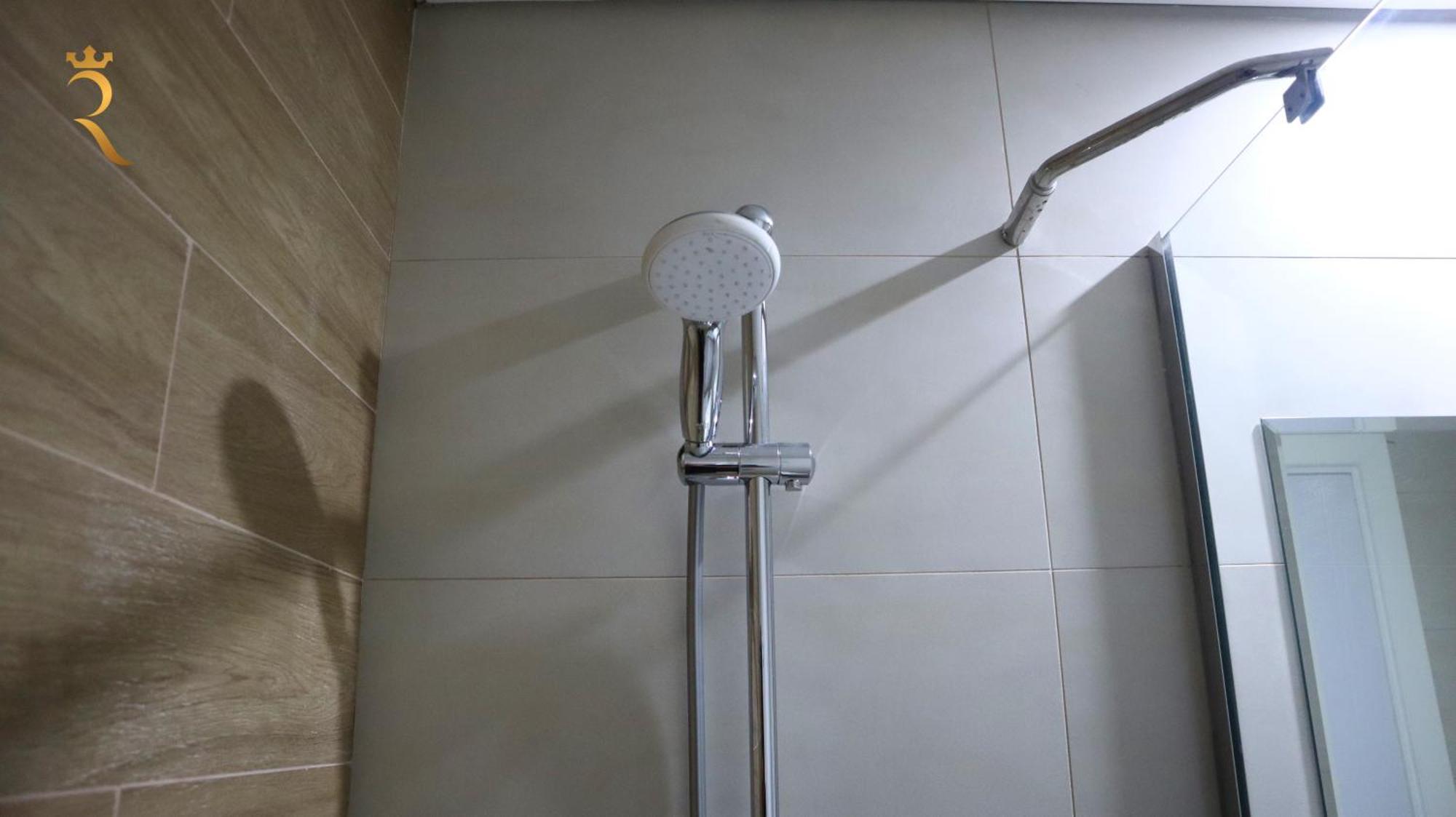 Appartement Premium Transit Escape 2br Oasis Delight In Masdar