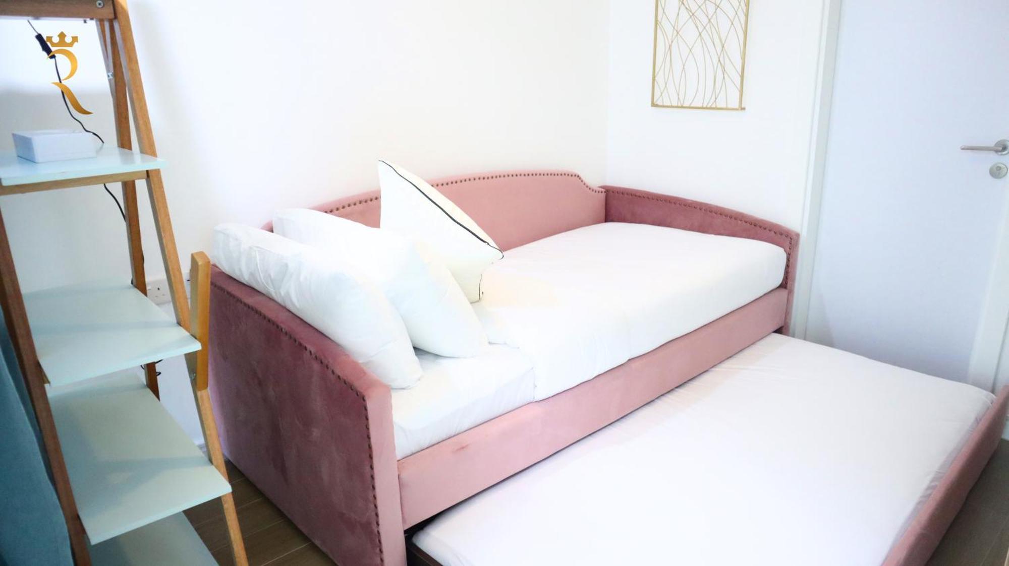 Premium Transit Escape 2br Oasis Delight In Masdar Appartement