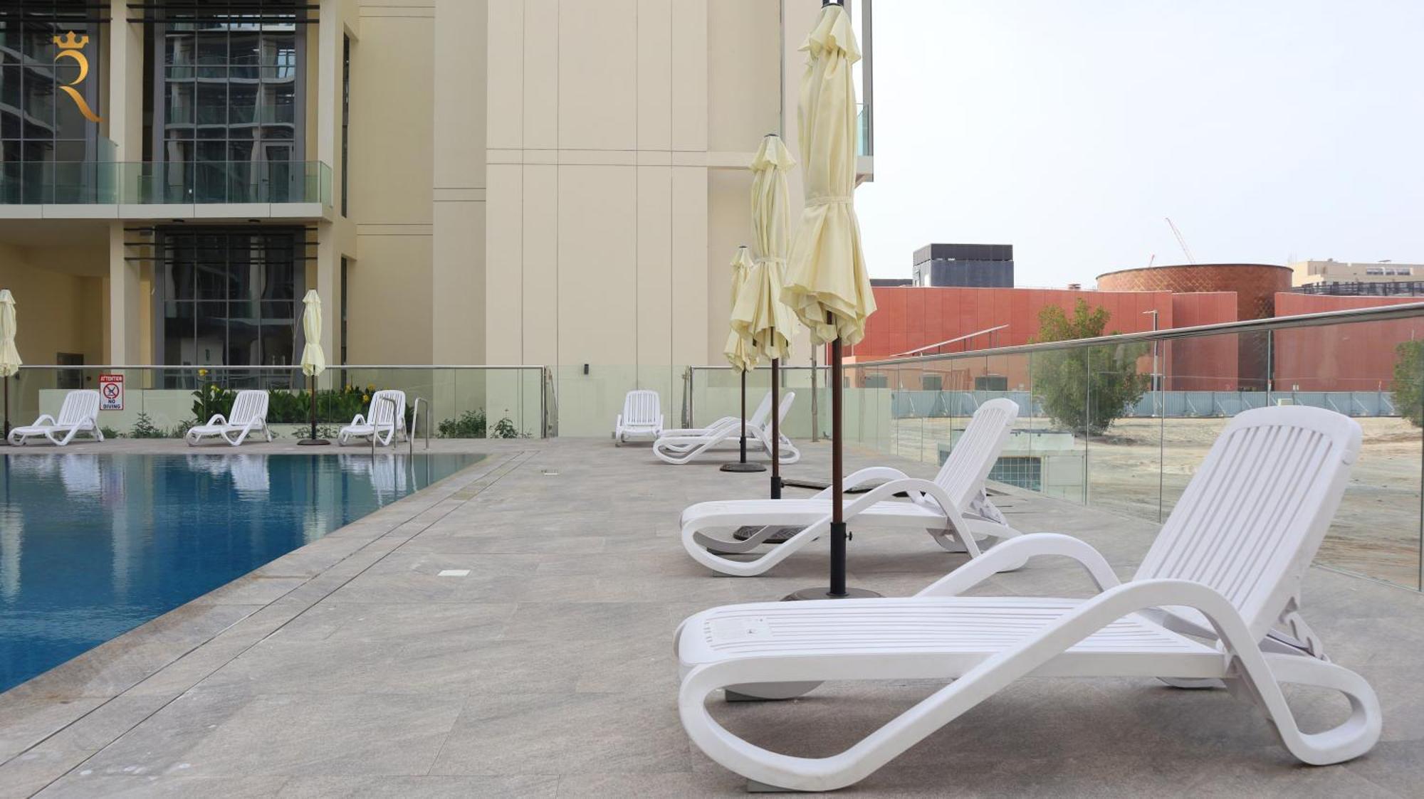 Premium Transit Escape 2br Oasis Delight In Masdar Appartement *